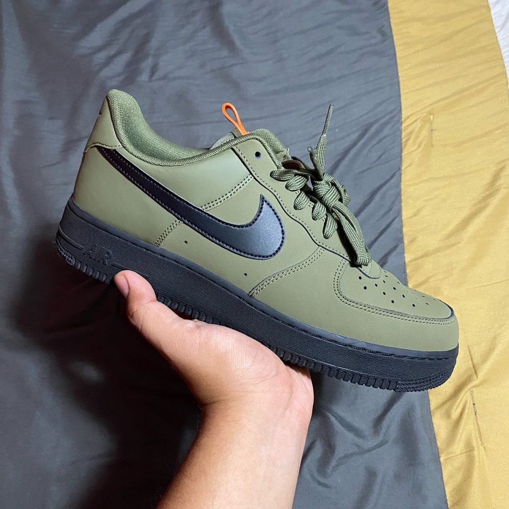 Nike Air Force 1 Medium Olive
